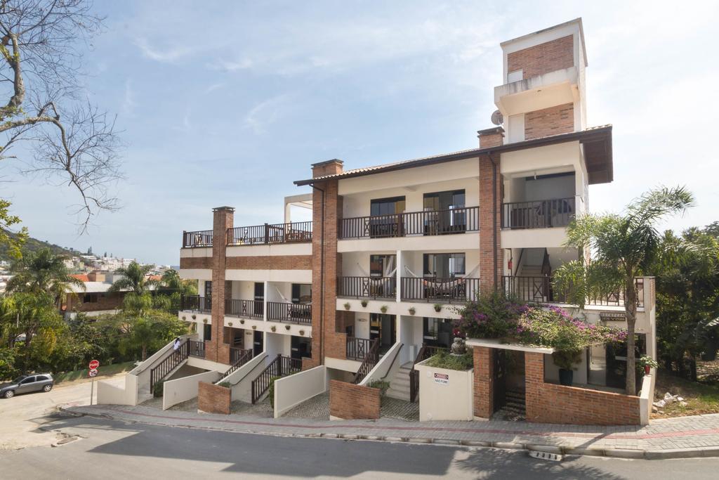 Residencial Los Abuelos Bombinhas Bagian luar foto